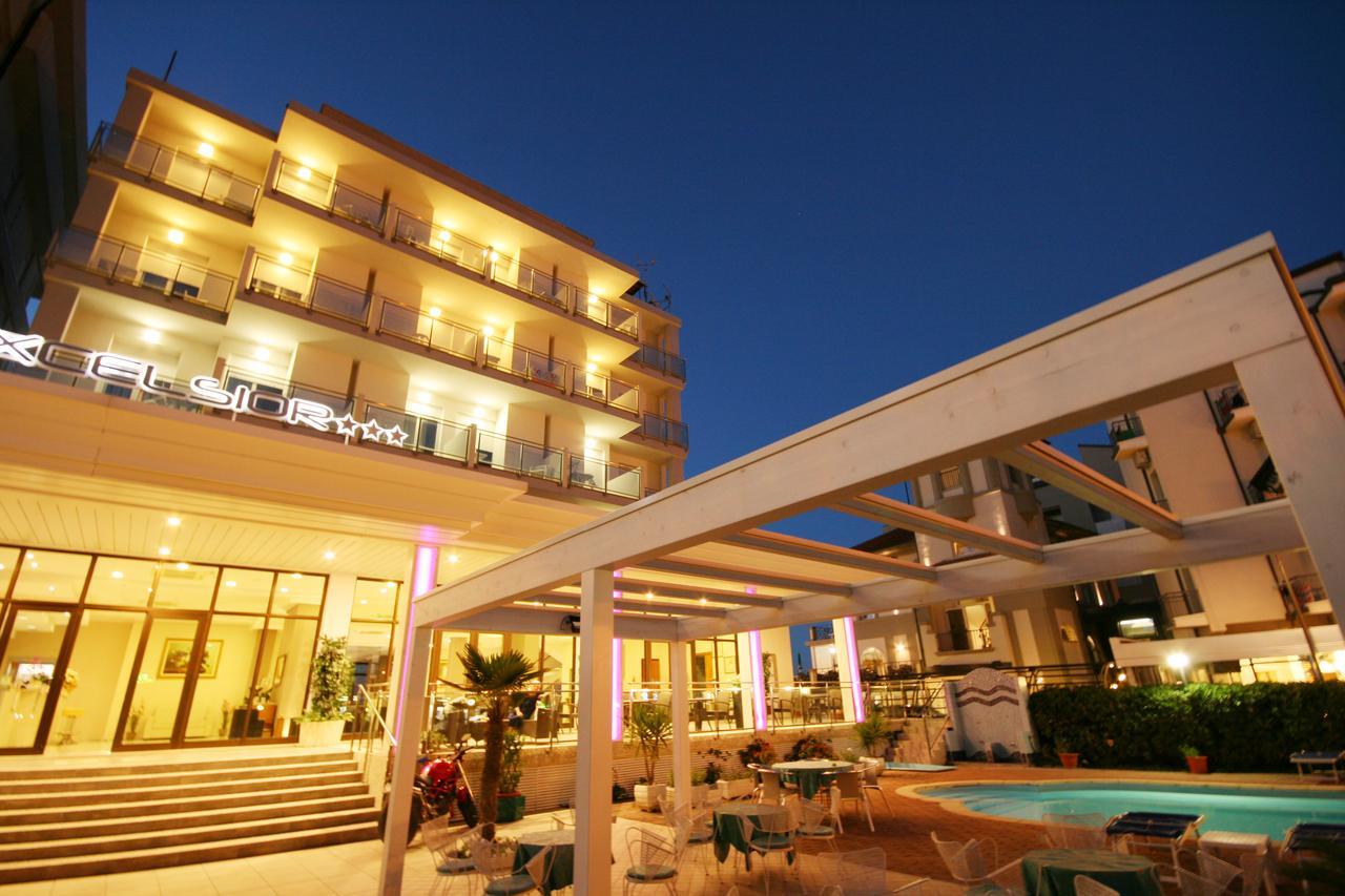 Hotel Excelsior Cattolica Exterior foto